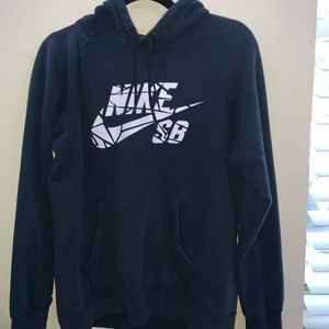 nike sb hoodie